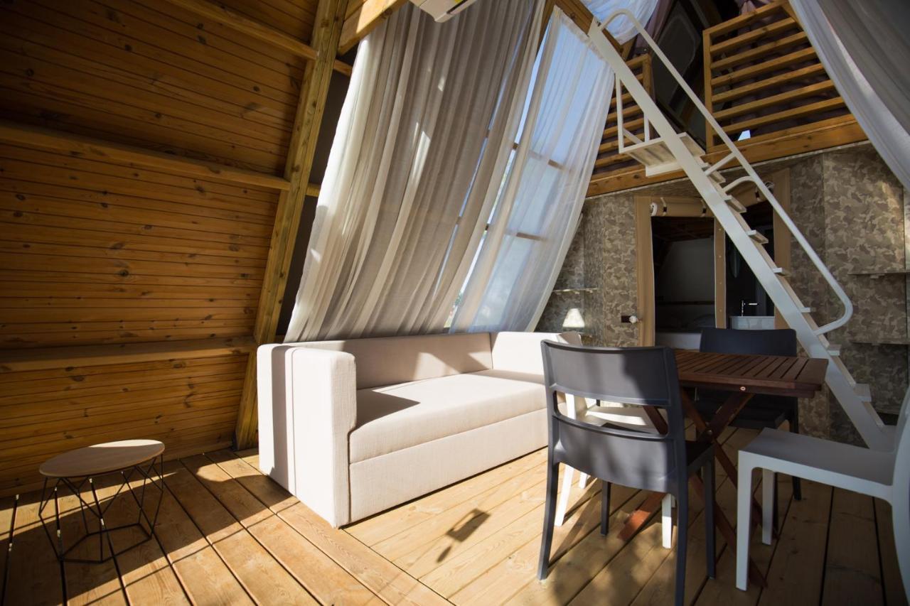 Nabi Resort Glamping & Spa Кастел Волтурно Екстериор снимка