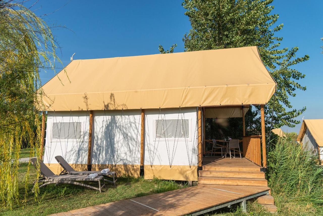 Nabi Resort Glamping & Spa Кастел Волтурно Екстериор снимка